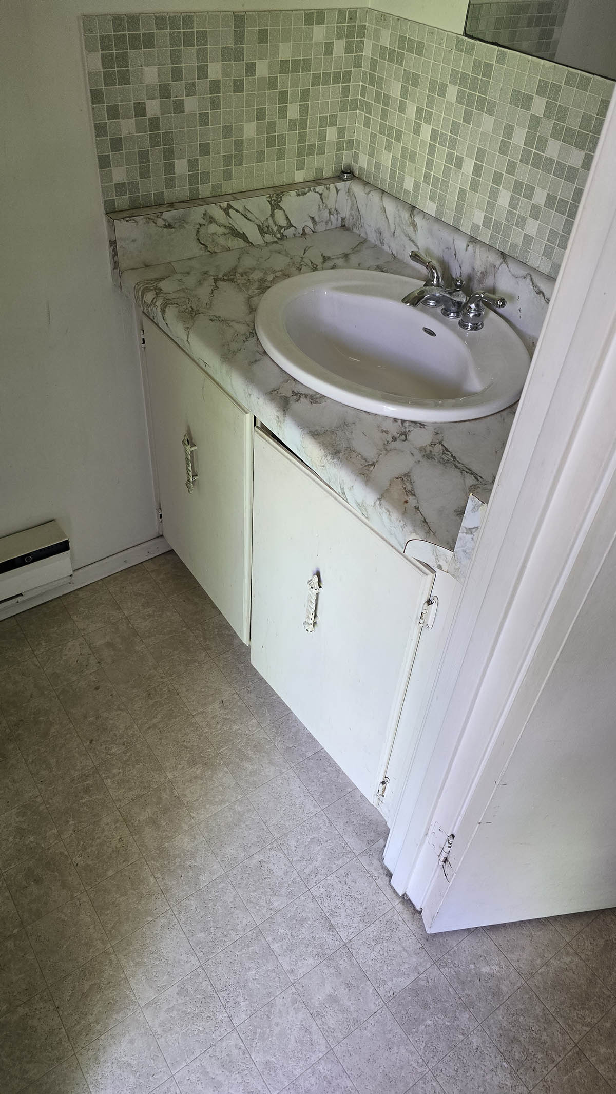 Full Townhouse Transformation + New Ensuite - Airbnb Property project photo 2